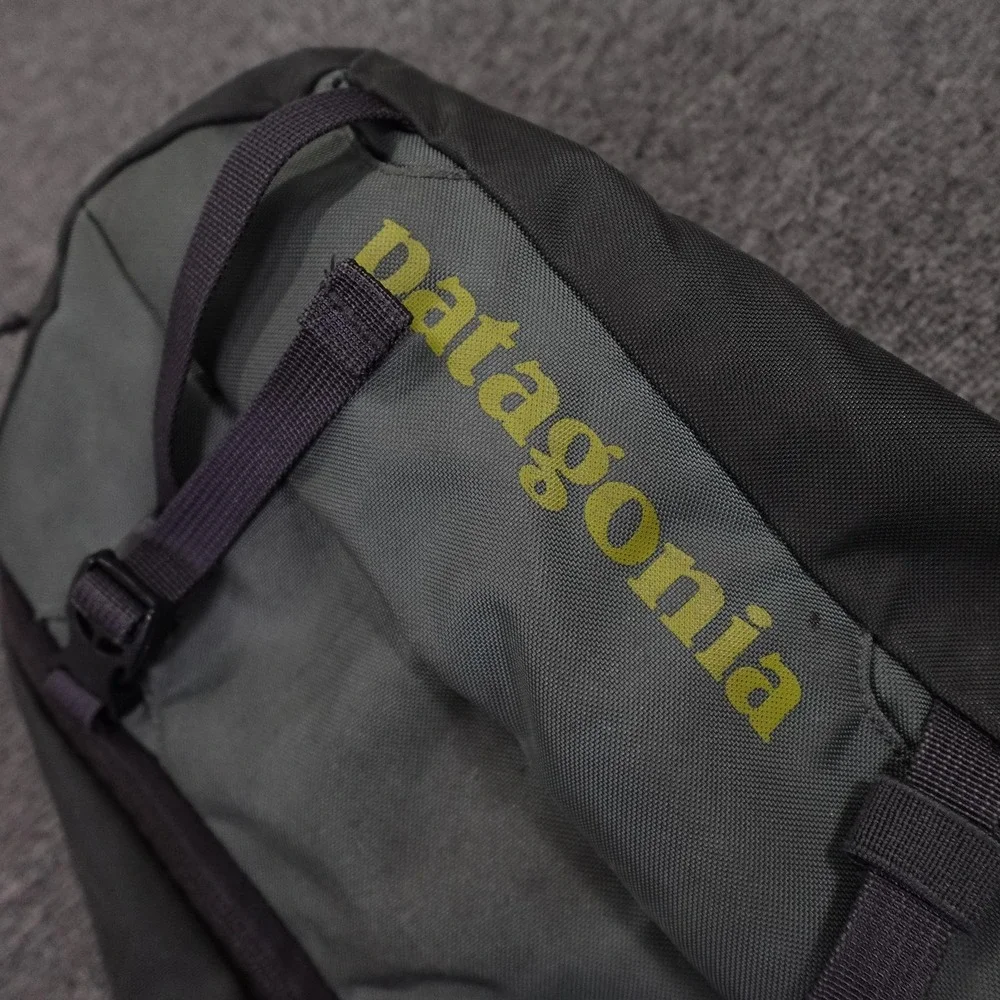 Patagonia Gray Atom 8L Sling Backpack Soft Case Adjustable Straps Men Daypack